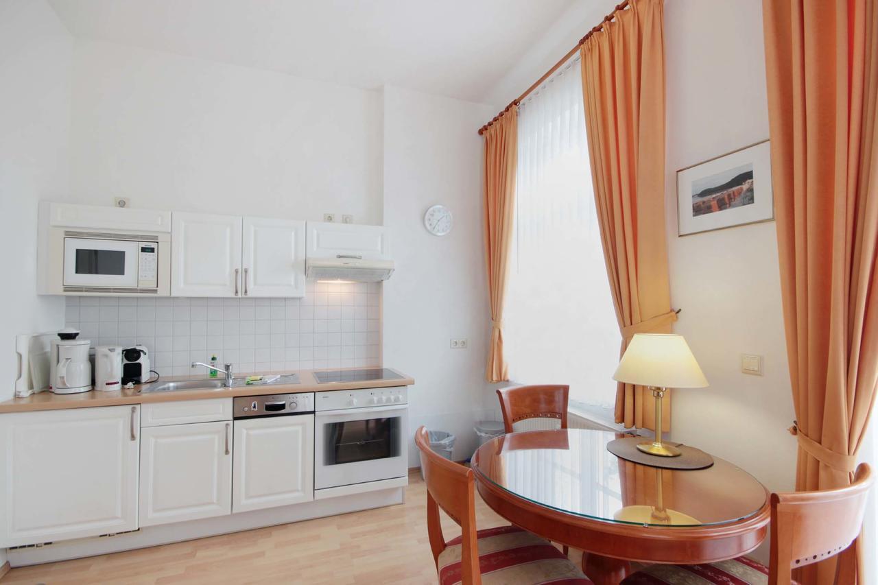 Altes Postamt By Rujana Apartment Binz Bagian luar foto